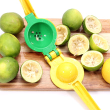 Load image into Gallery viewer, Aluminium Lemon Lime Squeezer
